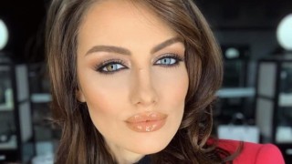 Мис България Марина Войкова дере луди пари за частна занималня