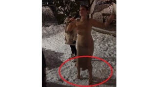 Джина Стоева не се плаши от студа – излезе на участие насред снега по сандали (ВИДЕО)