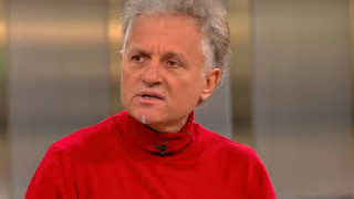 Шоуменът легенда Къци Вапцаров навръх режисьорския си дебют в седмото изкуство: Първият ми филм тръгна по кината, а съм готов и със сценариите за други