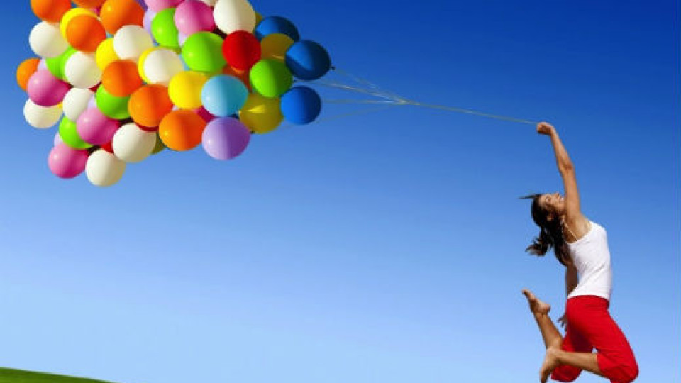 Маговете предупреждават: Не носете тези цветове, привличат негативна енергия!