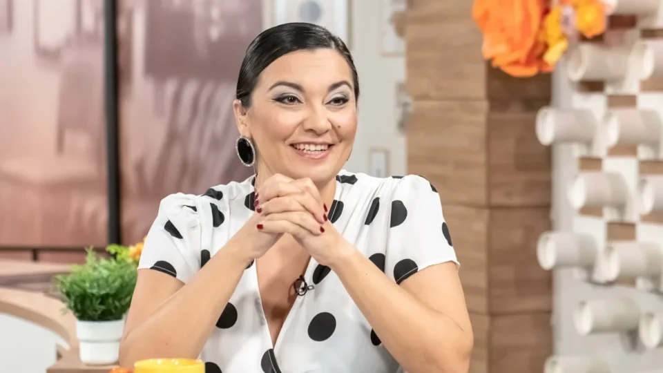 Звездата от „Преди обед“ и „Трейтърс: Игра на предатели“ Оля Малинова: Работя от 13-годишна, в началото бях спасител на плажа в Кипър