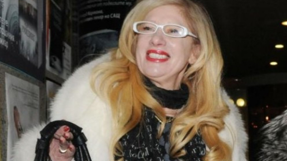 Муки Грубешлиева на 6-ата годишнина от кончината на майка си: Редовно ходя на гроба на Стоянка и го поддържам