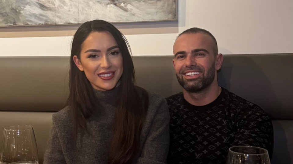 ЕКСКЛУЗИВНО! Вижте коя е певицата до Ричард Величков