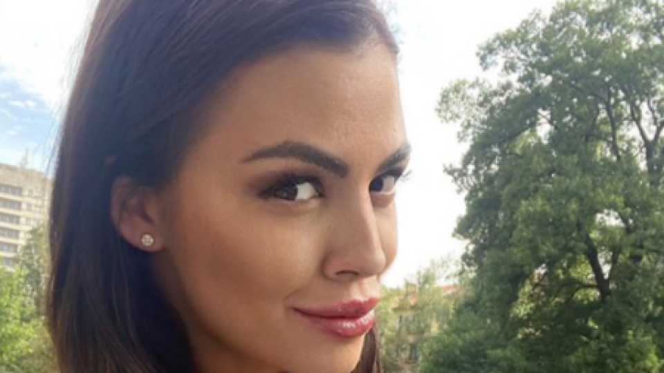 Деси Цонева разкри грозната истина за първия си брак: Крошета, алкохол и леки жени!