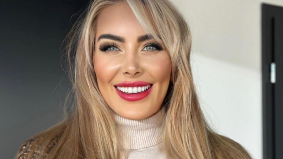 Лъсна тайната за новородената дъщеря на Антония Петрова (ГАЛЕРИЯ СНИМКИ)