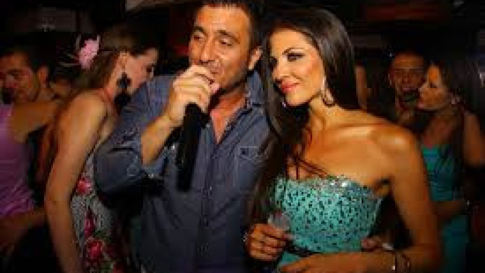 Край на дуетите: Константин забрави за Райна, не я кани в „Арена 8888“