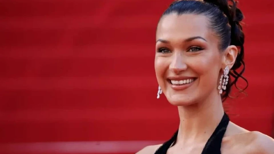 Бела Хадид и Адан Бануелос се разделят след повече от две години връзка