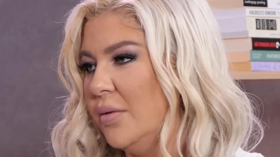 Андреа търси нова изява: Oт микрофона към четката в опит за внимание