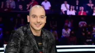 След като нарече Аксел Роуз „дъно“, Цитиридис пак се натиска за екрана