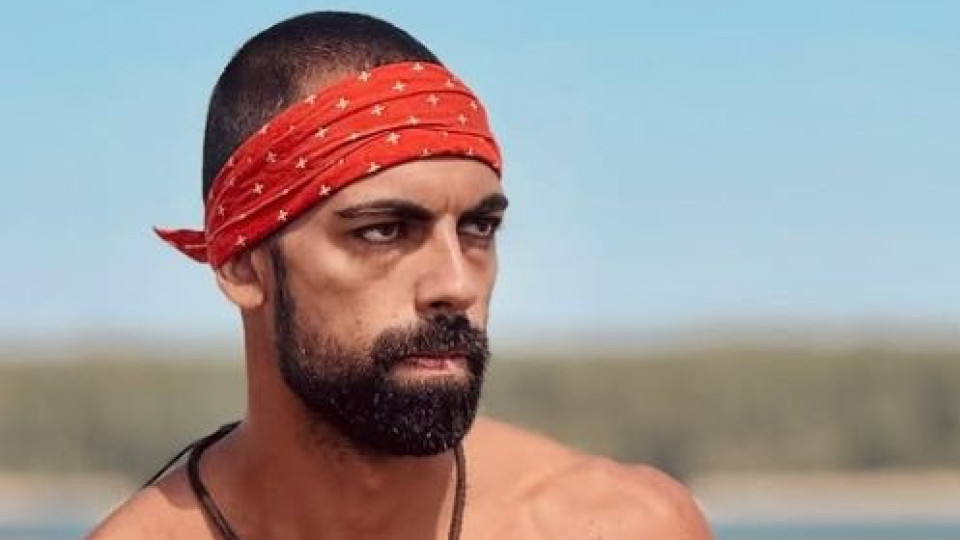 Продуцентите в паника: Двама ергени избягаха, нахлузиха костюма на оператора