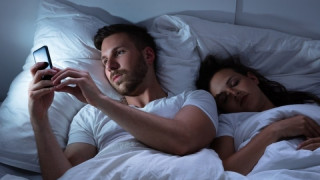 По тези неочаквани признаци разбирате: Мъжът ви кръшка серийно!