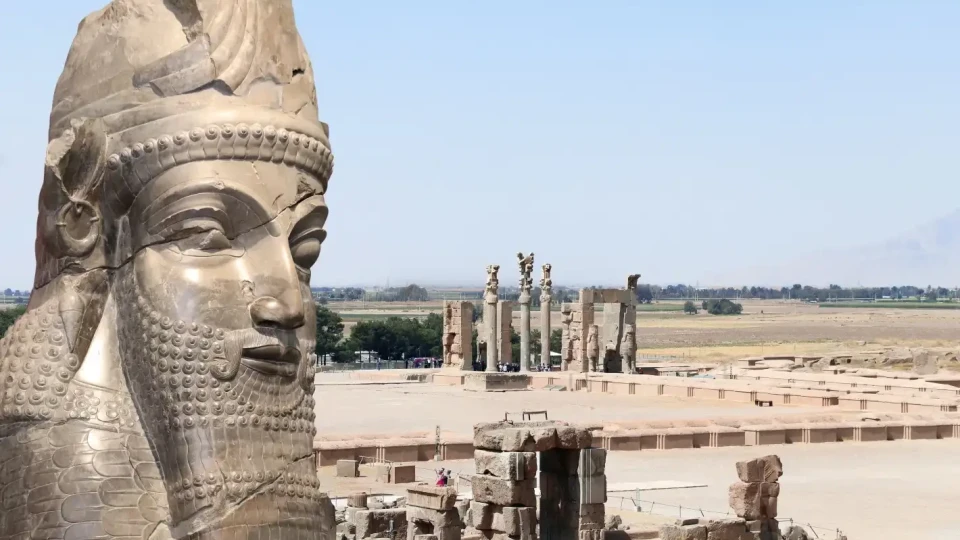 Проф. Николай Овчаров: Конфликтът в Иран започва с похода на Ксеркс срещу Гърция