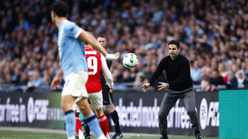 Дъжд от голове в Лисабон