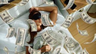 Май ще е техния златен Клондайк: Пет зодии ще се къпят в пари!