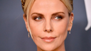 Тежко детство зад славата: Шокиращата история на Чарлийз Терон