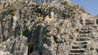 Девет вола злато крие тракийско светилище! Там ехо няма