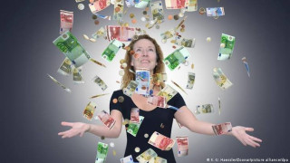 До края на лятото! Водопад от пари ще се изсипе върху тези три зодии
