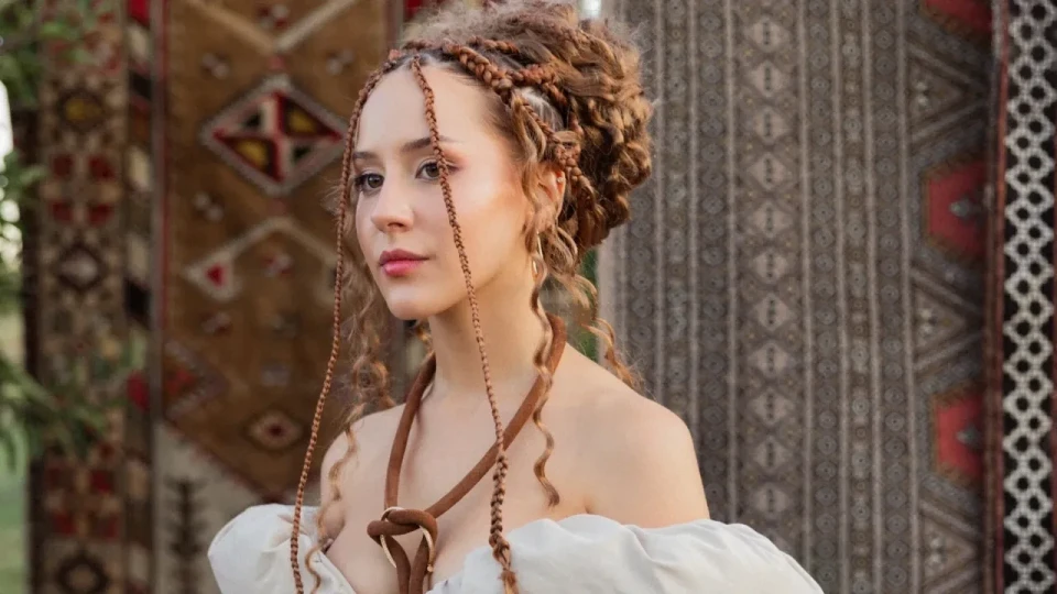 Певицата и риалити звезда Мона откровено за тежкия инцидент: Имах разкъсана гласна връзка!